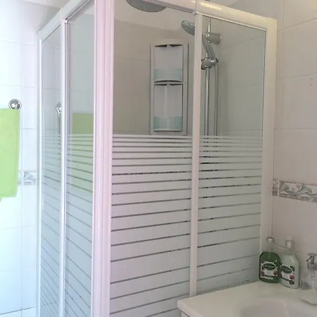 Serenity Beach House Surfer Haven * Λάρνακα