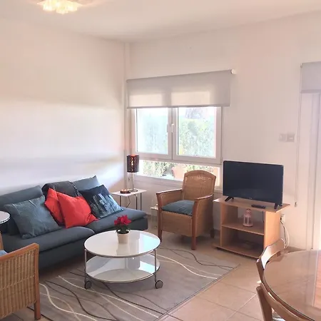 Serenity Beach House Surfer Haven * Λάρνακα
