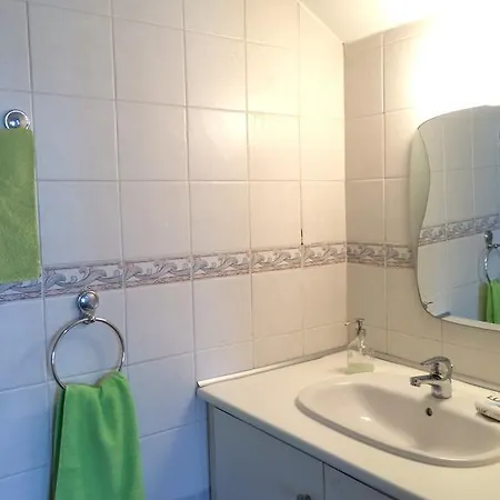 Serenity Beach House Surfer Haven Vakantiehuis Larnaca